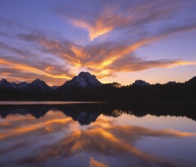 小孩发烧出汗降下来半夜又发烧