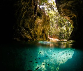 小孩喉咙发炎发烧怎么退烧